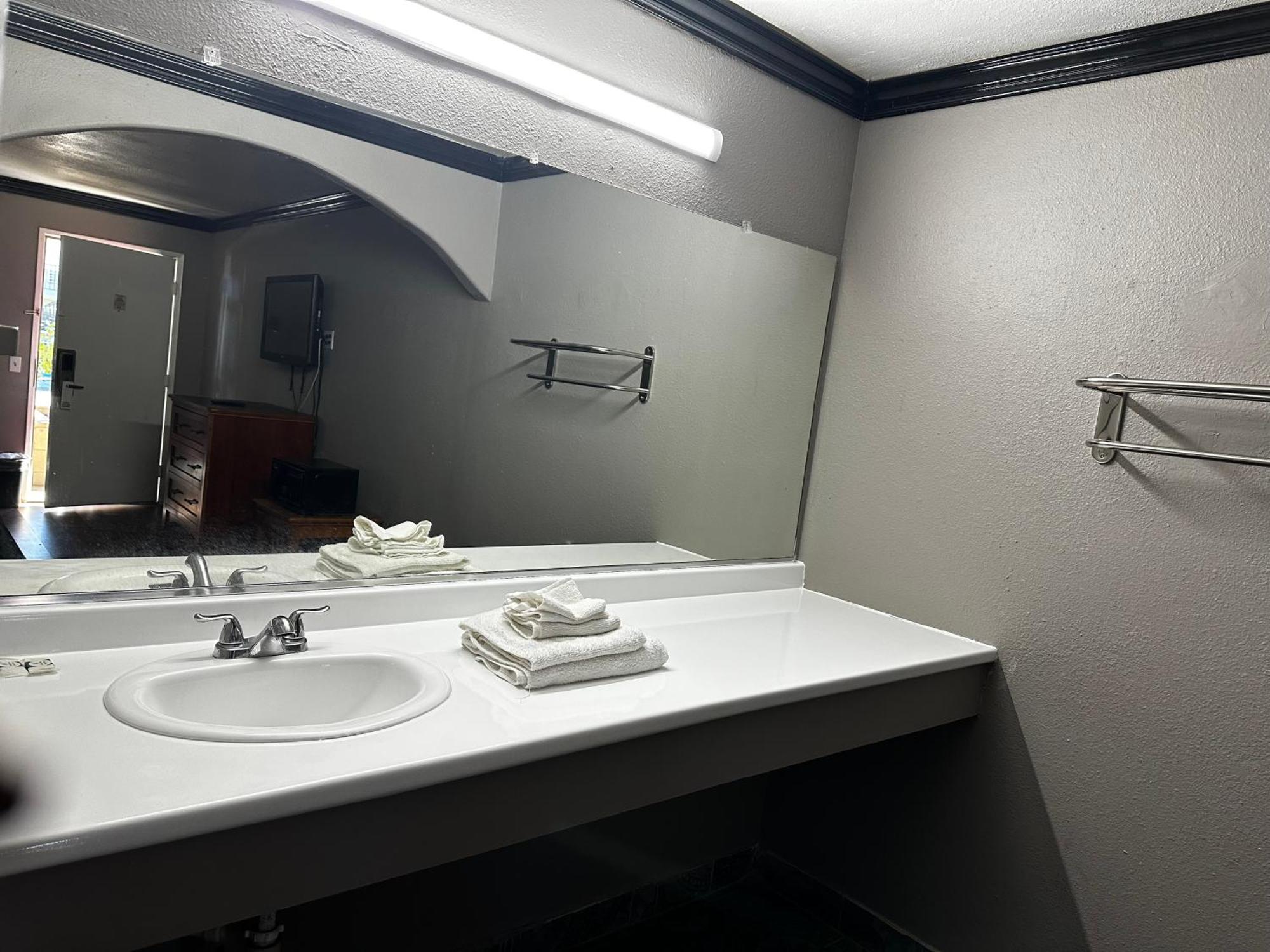 Sunpark Inn & Suites San Bernardino Esterno foto